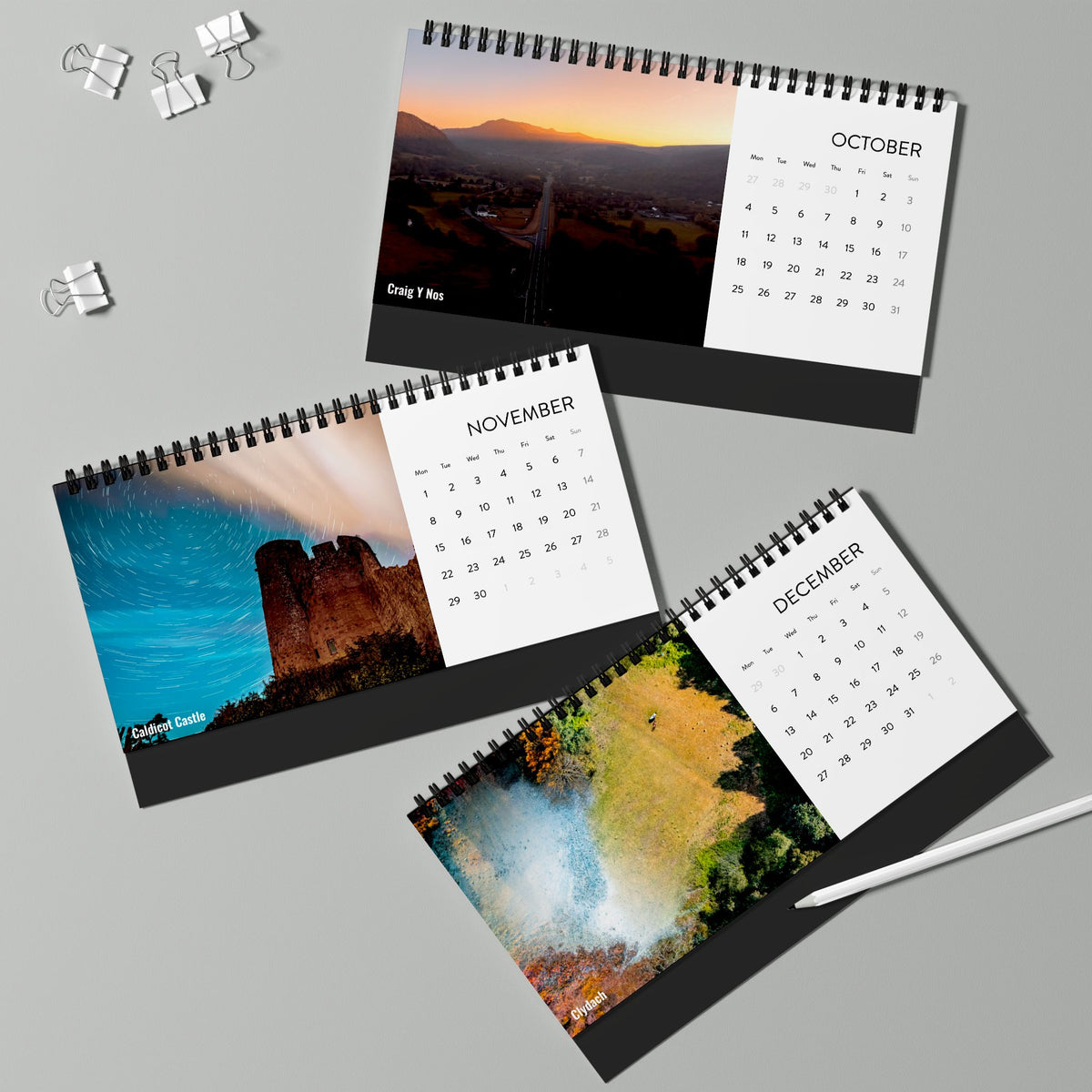 2027 Wales Desk Calendar