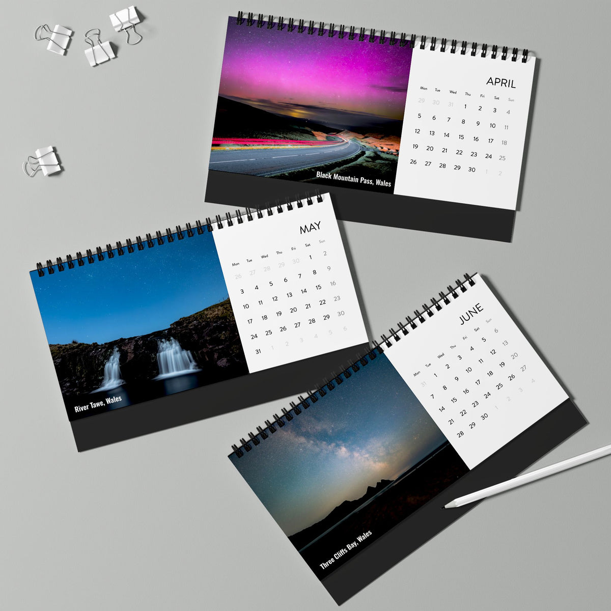 2027 Night & Astro Desk Calendar